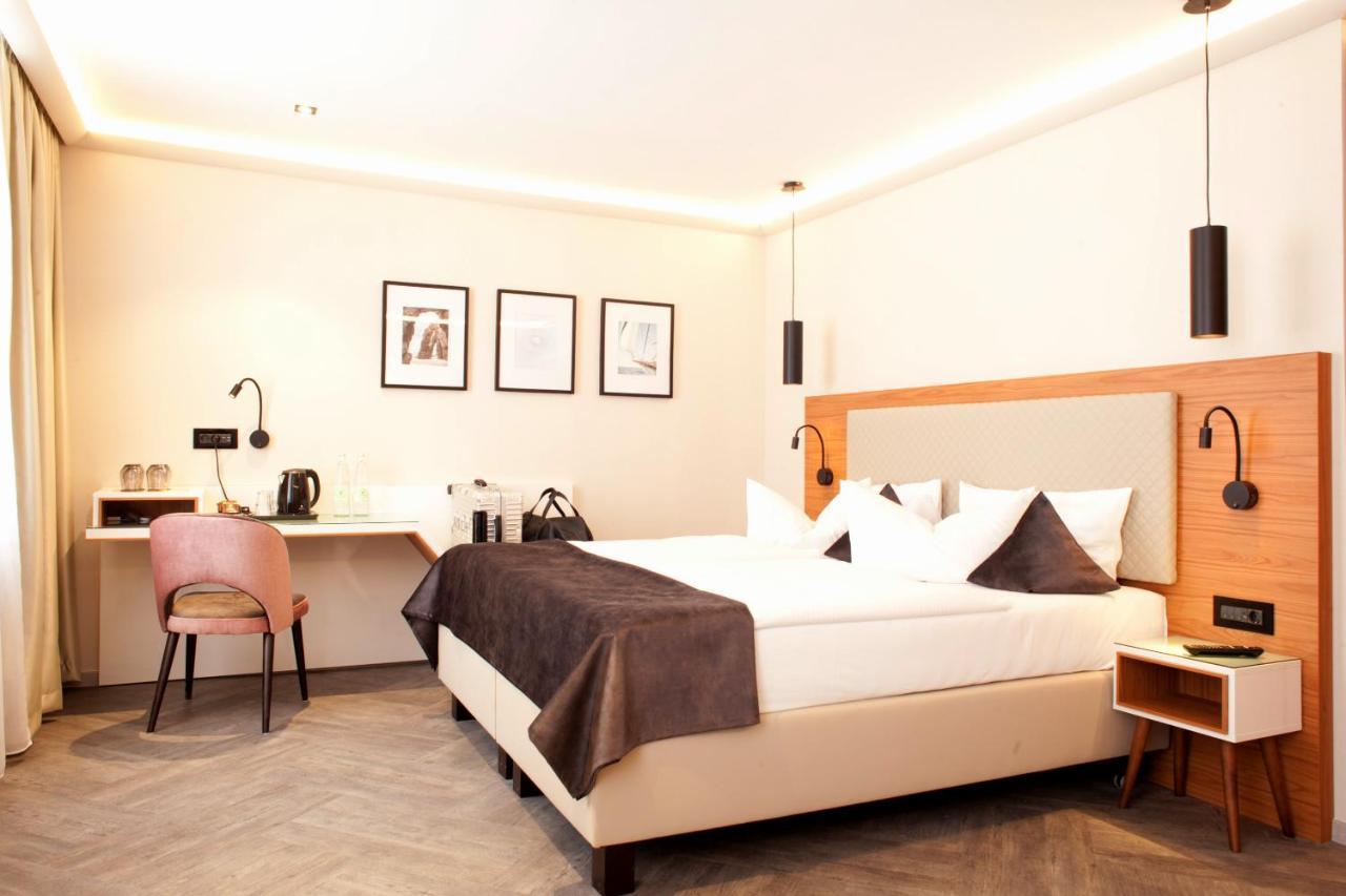 Hotel Schweriner Hof Stralsund Buitenkant foto