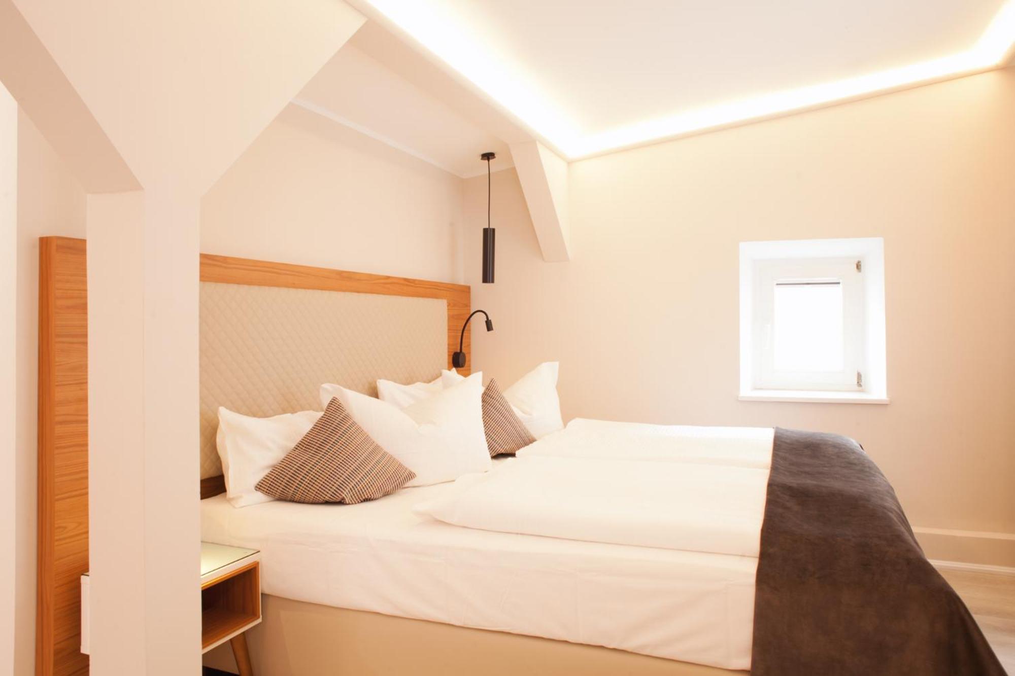 Hotel Schweriner Hof Stralsund Buitenkant foto