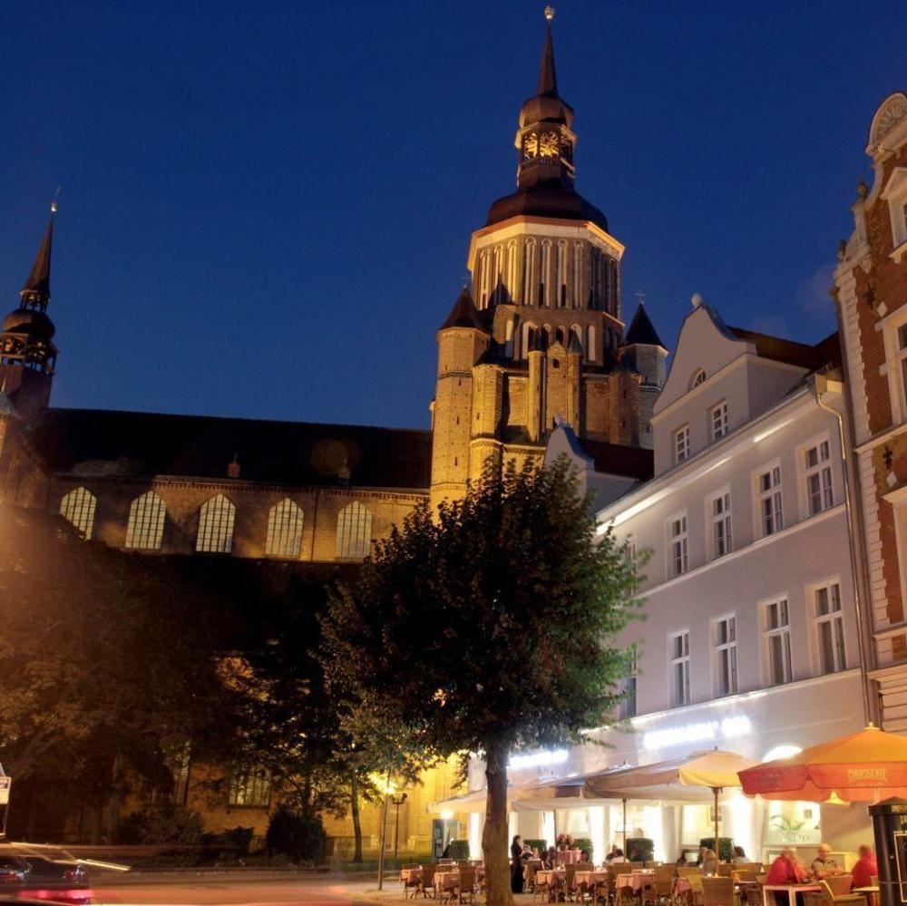 Hotel Schweriner Hof Stralsund Buitenkant foto